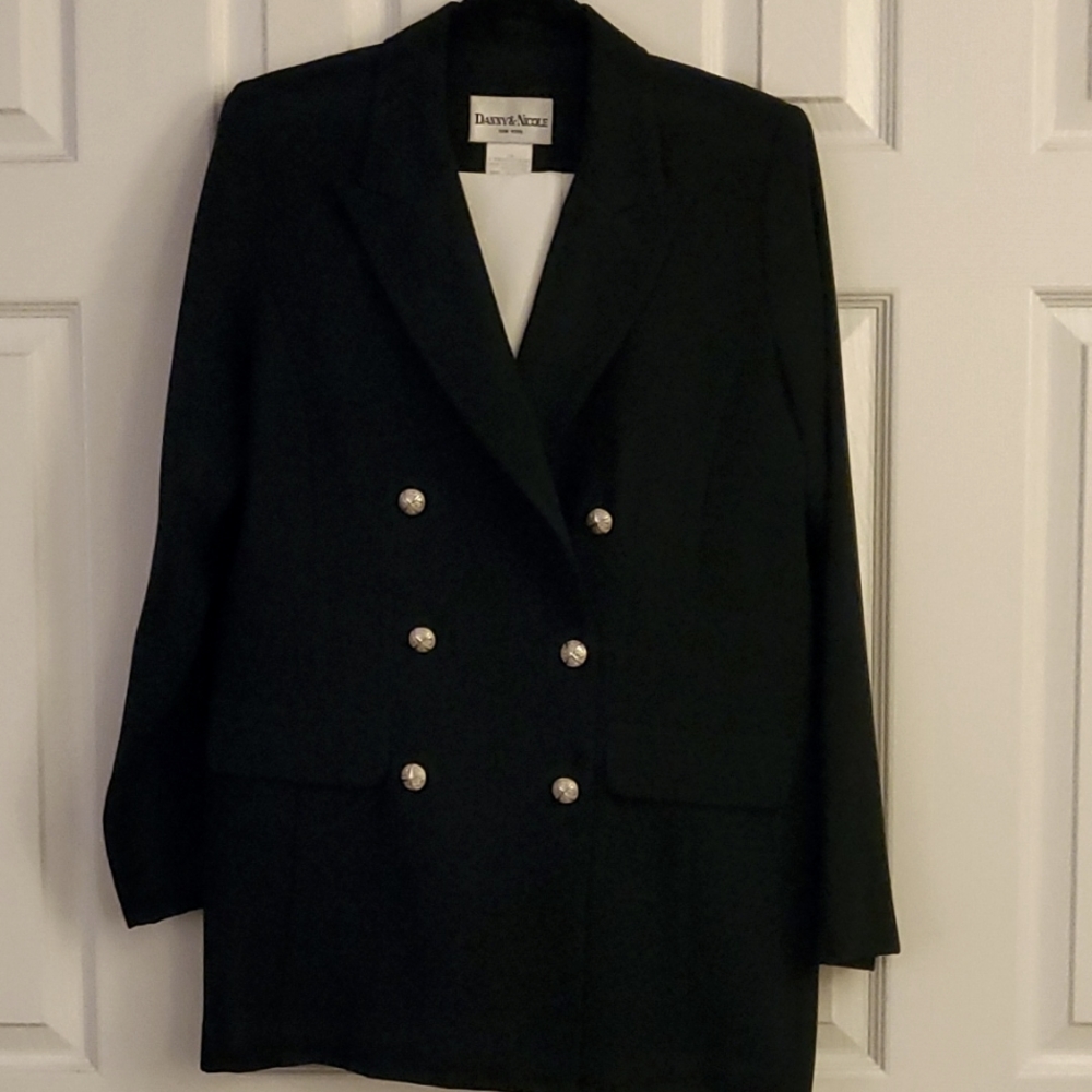 Navy blue, white suit